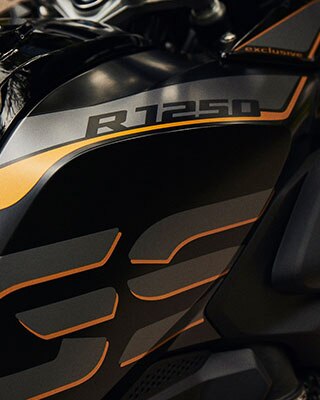 Con el estilo Exclusive, la BMW R 1250 GS se presenta con una imagen aún más expresiva.