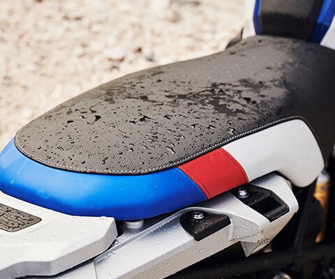 La posición de asiento en la BMW R 1250 GS es cómoda.