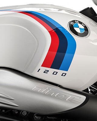 Vemos la forma del tanque y la cubierta del tubo de la R nineT Urban G / S.