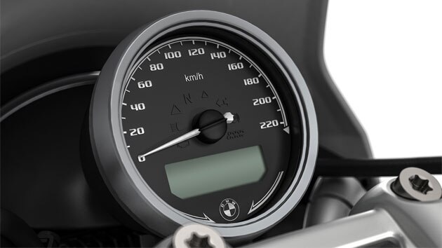 Vemos el velocímetro de instrumentos redondo de la R nineT Urban G / S.