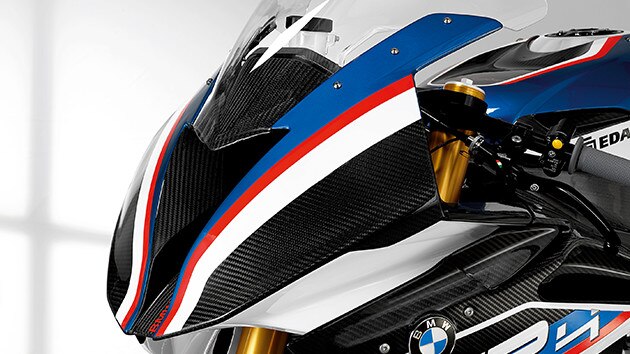 Parte delantera de carbono de la HP4 RACE